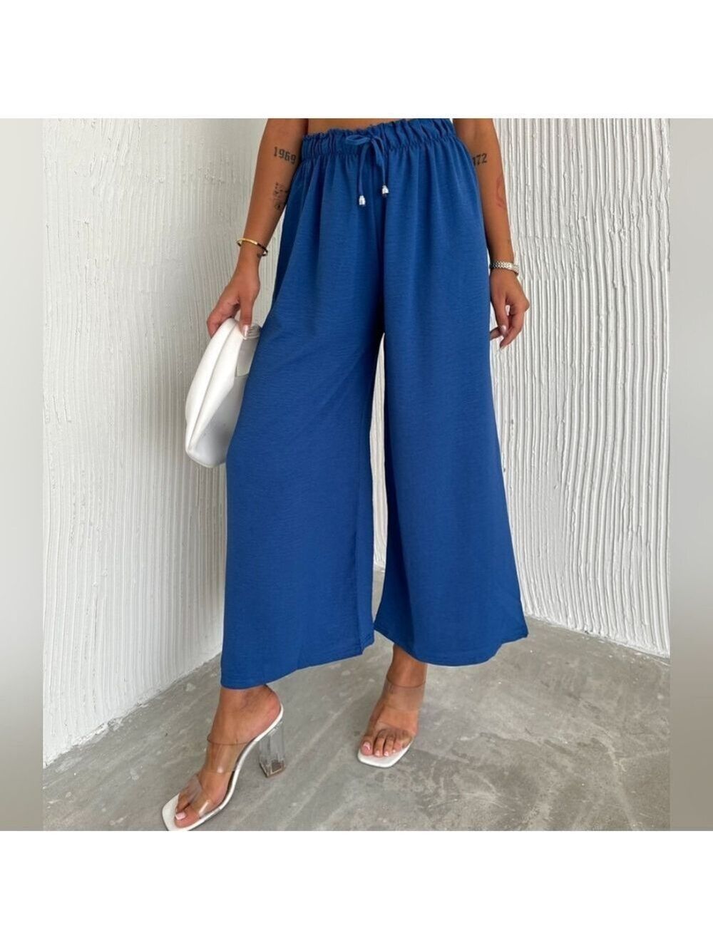 Elegant Blue Wide-Leg Palazzo Pants NWT